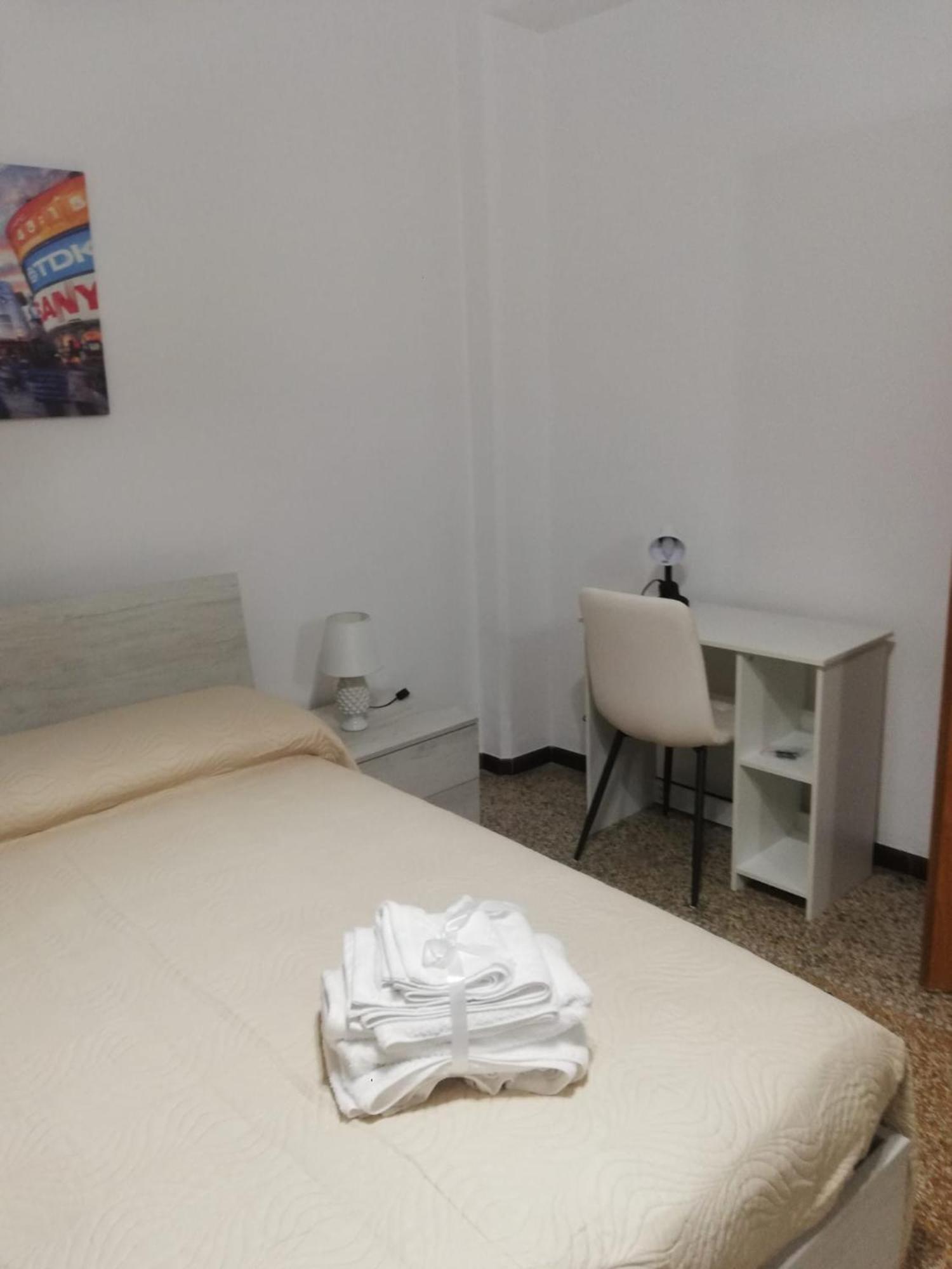 Apartamento La Casa Di Anna Tarento Exterior foto